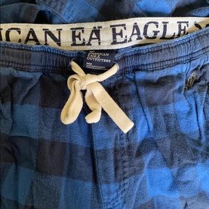 American Eagle Blue plaid pajama bottoms, medium